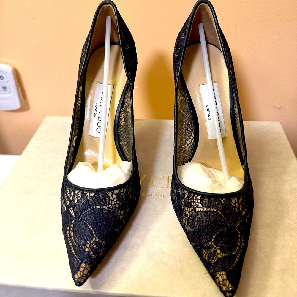 Beautiful new brand Jimmy Choo heels.